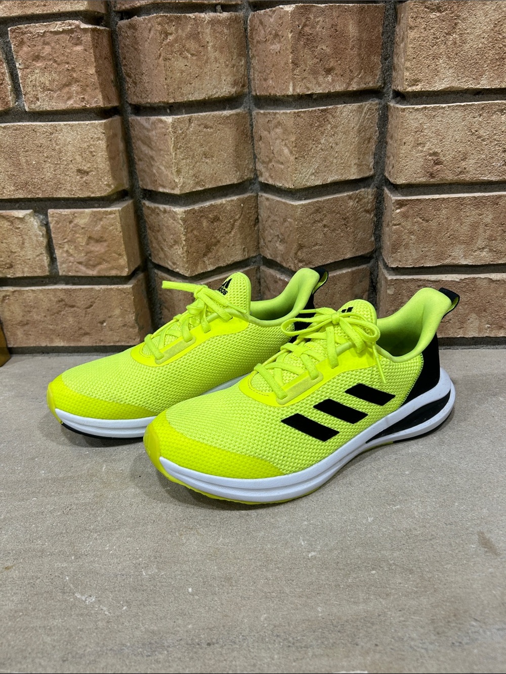 Adidas Fortarun FY1334 Neon Yellow Women’s Running Sneakers Size 8.5 - Men’s 7